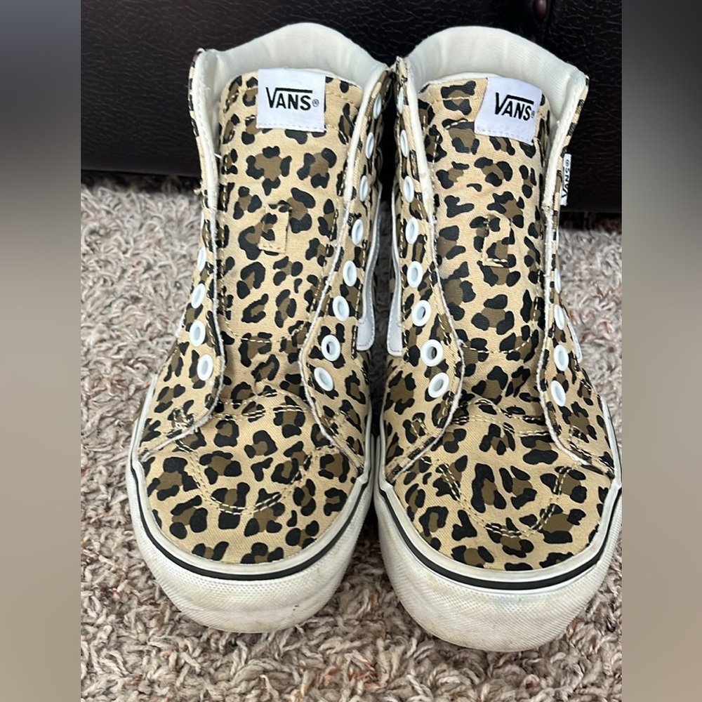 Vans High-tops (W 7.5)